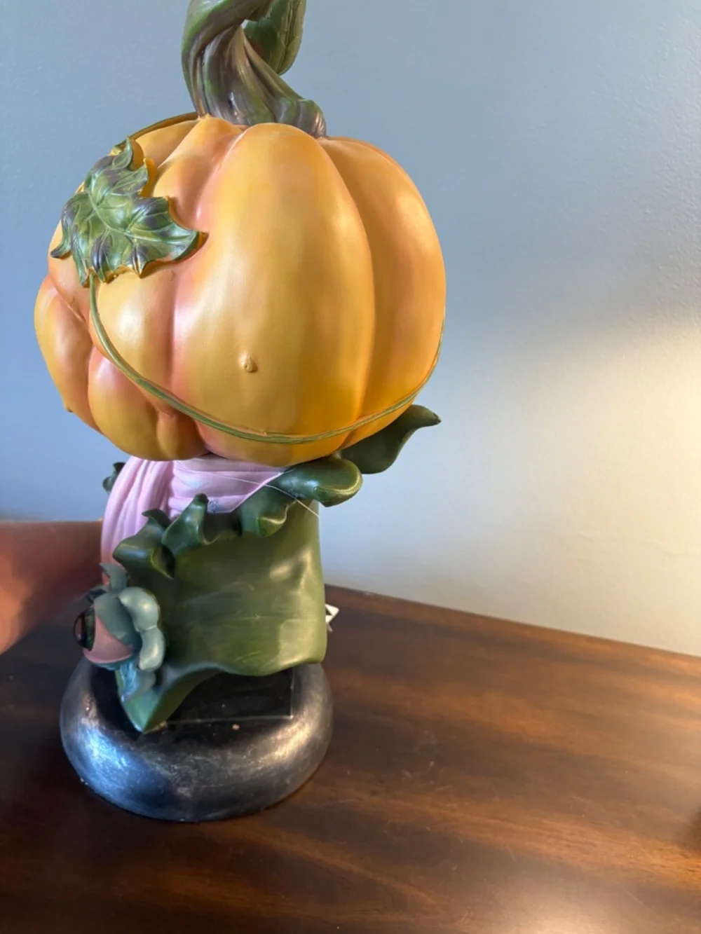 VIRAL HALLOW HOME Halloween Pumpkin Head Bust Eyeball Decor Sculpture